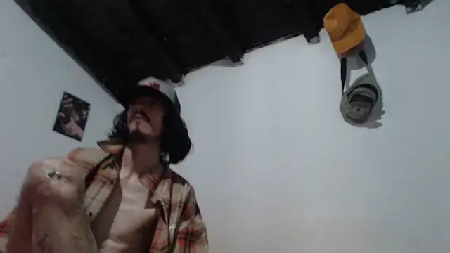 sk8-sir live XXX chat
