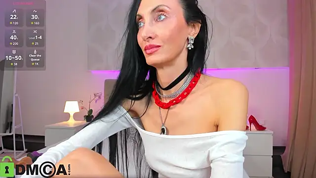 Chat +18 de Avrora_Mars ao vivo