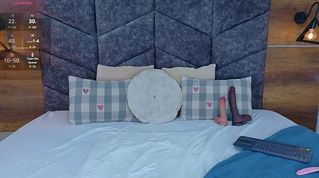 AnnieRouse__ Chat XXX in diretta