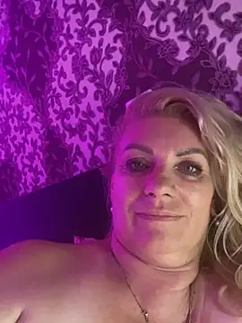 Онлайн чат XXX Milla_kis