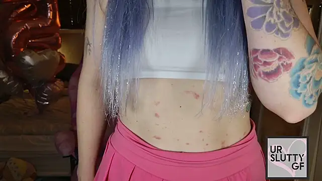 ursluttygf's Live XXX Chat
