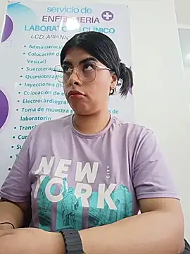 SOFIA-11_'s Live XXX Chat