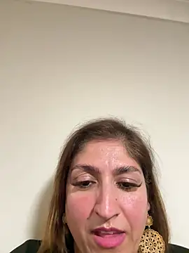 Spicy-Kareena Chat XXX in diretta