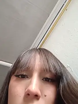 CrystalLaurent's Live XXX Chat