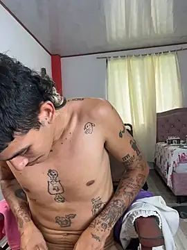 sorry-mom69's Live XXX Chat