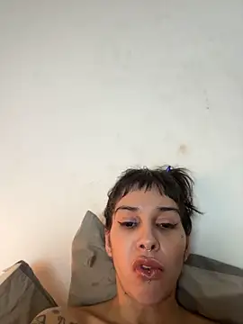 Nikatsun Live XXX chat