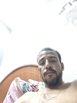 NovaBigdick Adlı Modelin Canlı XXX Sohbeti