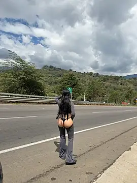 Sara_fun élő XXX-chatje