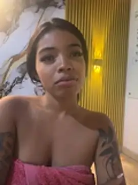Chat +18 de ximenawilliamss ao vivo