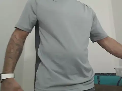 Xanderrt XXX чат на живо