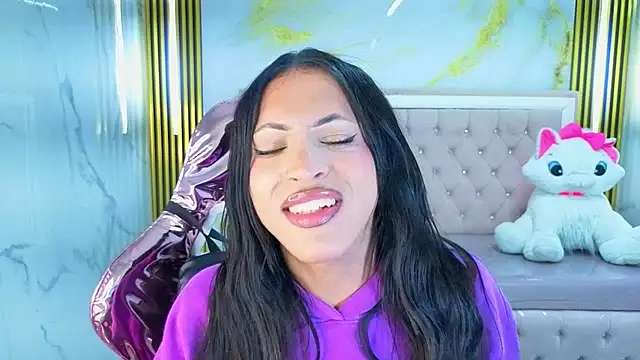 clara_evanss_s' Webcam Show