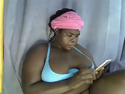 ebony_bbw254 XXX чат на живо