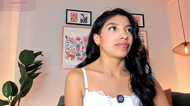 Tiffany_Low XXX чат на живо