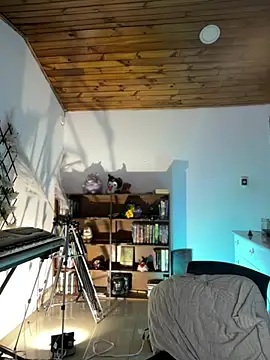 NikkiNix XXX чат на живо