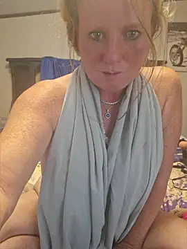 Penelopeplays XXX чат на живо