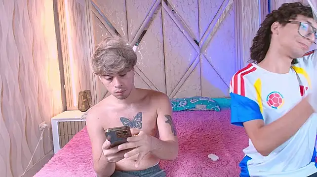 Twinfire_zeus Live XXX-Chat