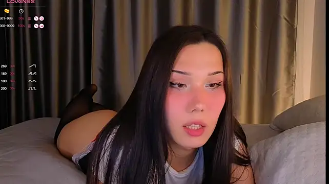 Kaia_Sunshine_Mia XXX чат на живо