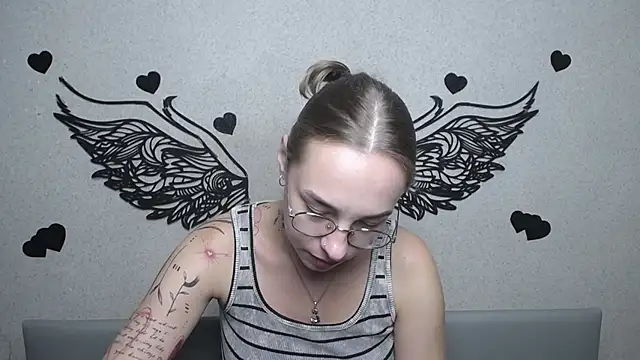 Онлайн чат XXX SteshaGlass