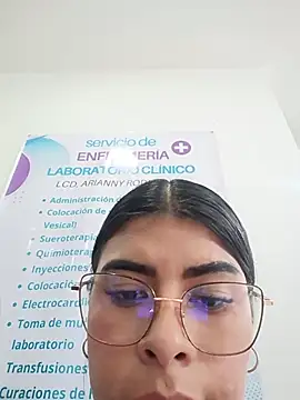 צ'אט XXX בשידור חי של SOFIA-11_