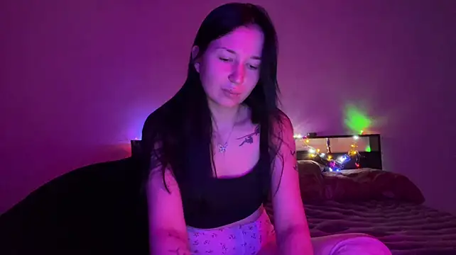 Онлайн чат XXX velvet_secrett