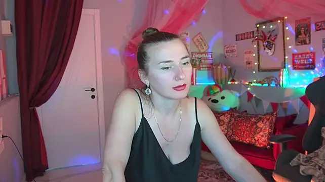XXX chat uživo modela Golden_Dragon