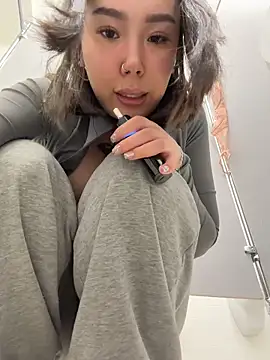 Chat XXX Live Asian_Asami