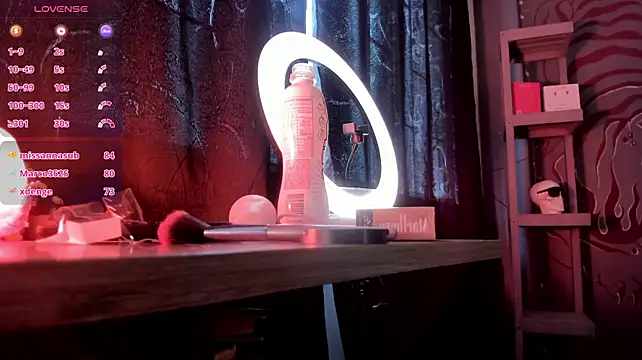 Regina_Iris Live XXX-Chat