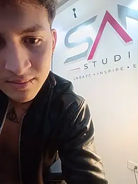 Онлайн чат XXX Axel_Romanov