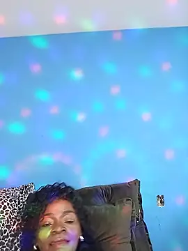 QueenLorena25 – Naživo XXX chat