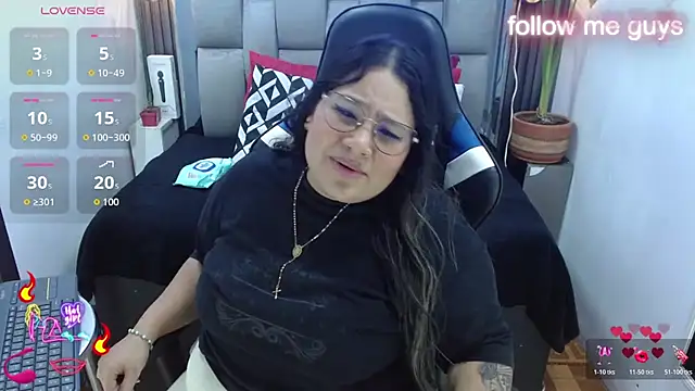 Chat +18 de evelin_zaens ao vivo