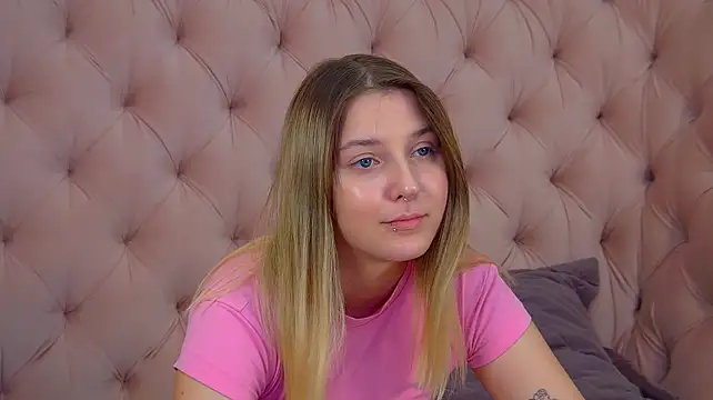 Živý XXX chat TinnaBurton