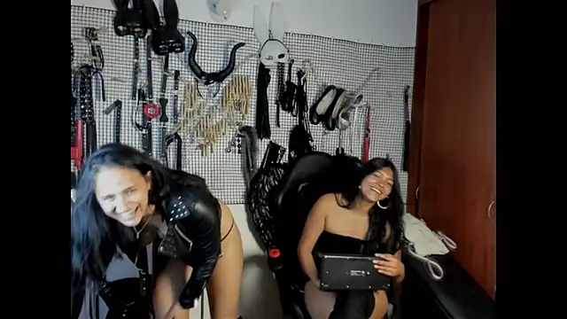 Evil_sammy live XXX chat