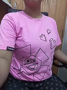 Tanha18 – Naživo XXX chat