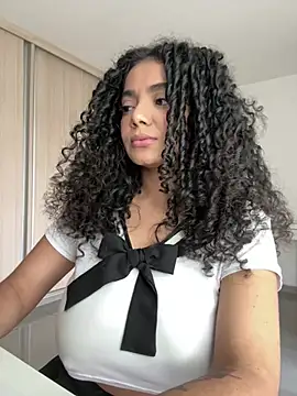 Chat XXX en directo de Curlyierr