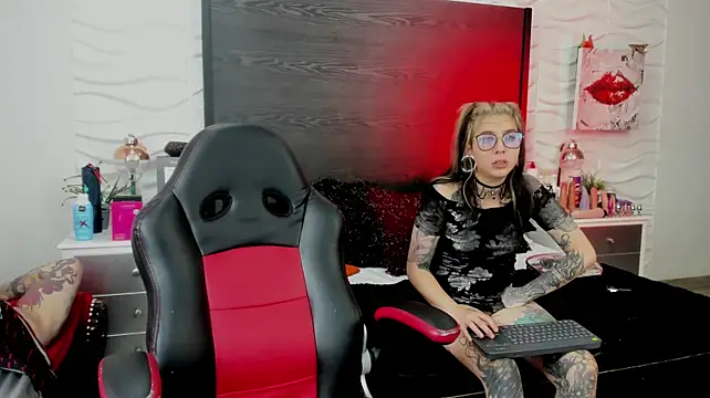 Chat XXX ao vivo de inkedsinners_