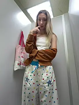 Lia-see-ya Live XXX-chat