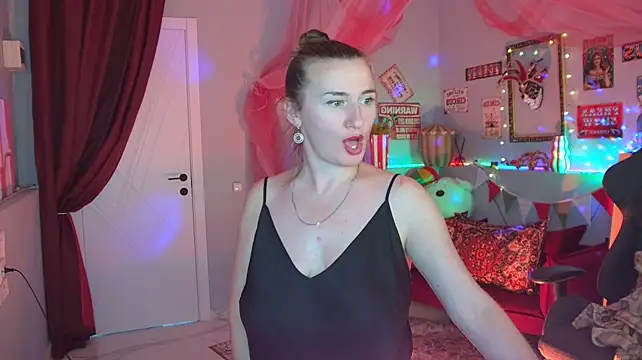 Golden_Dragon Adlı Modelin Canlı XXX Sohbeti