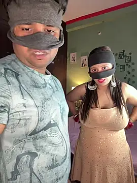 Chatroom XXX en direct de Model_bhabhi_couple