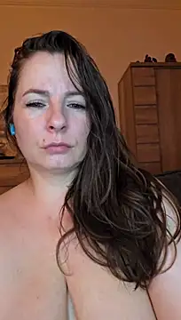 cristalines Adlı Modelin Canlı XXX Sohbeti