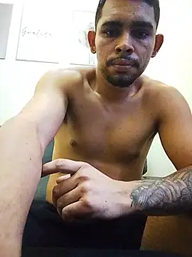 Show de hugoafricano na webcam