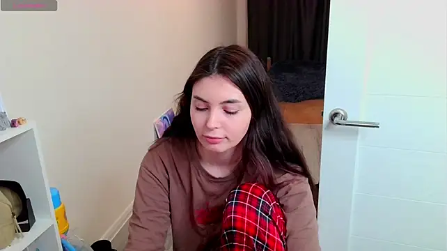 peachyness XXX чат на живо