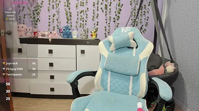 Yoonhee_ki's Live XXX Chat
