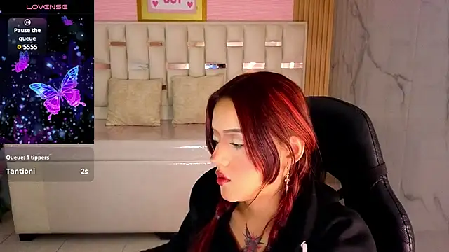 veronicaa_s' Live XXX Chat