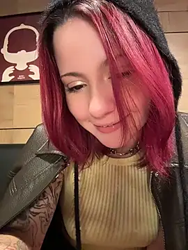 Lilly__Kiss XXX чат на живо