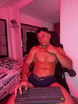 MR_MUSCLE's Live XXX Chat