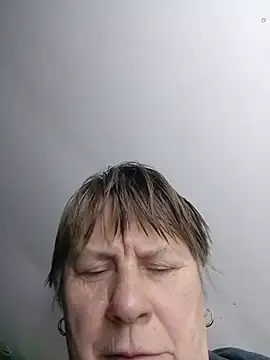 SofiaLaki58 XXX чат на живо