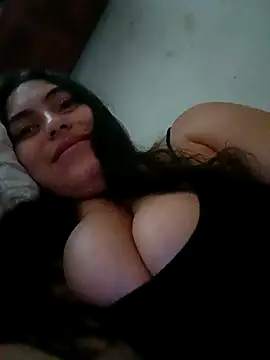 צ'אט XXX בשידור חי של xandra252