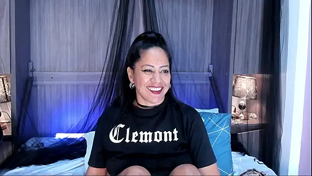 AllieBennet XXX чат на живо