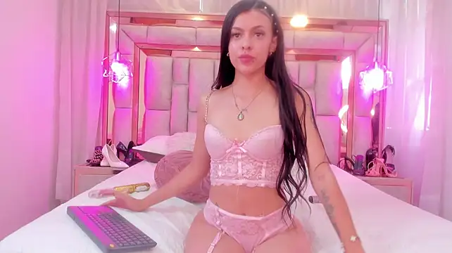 TifannyBunnyy XXX чат на живо
