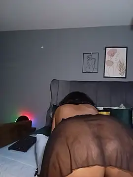 RealMsPEARLsEXY69 XXX чат на живо